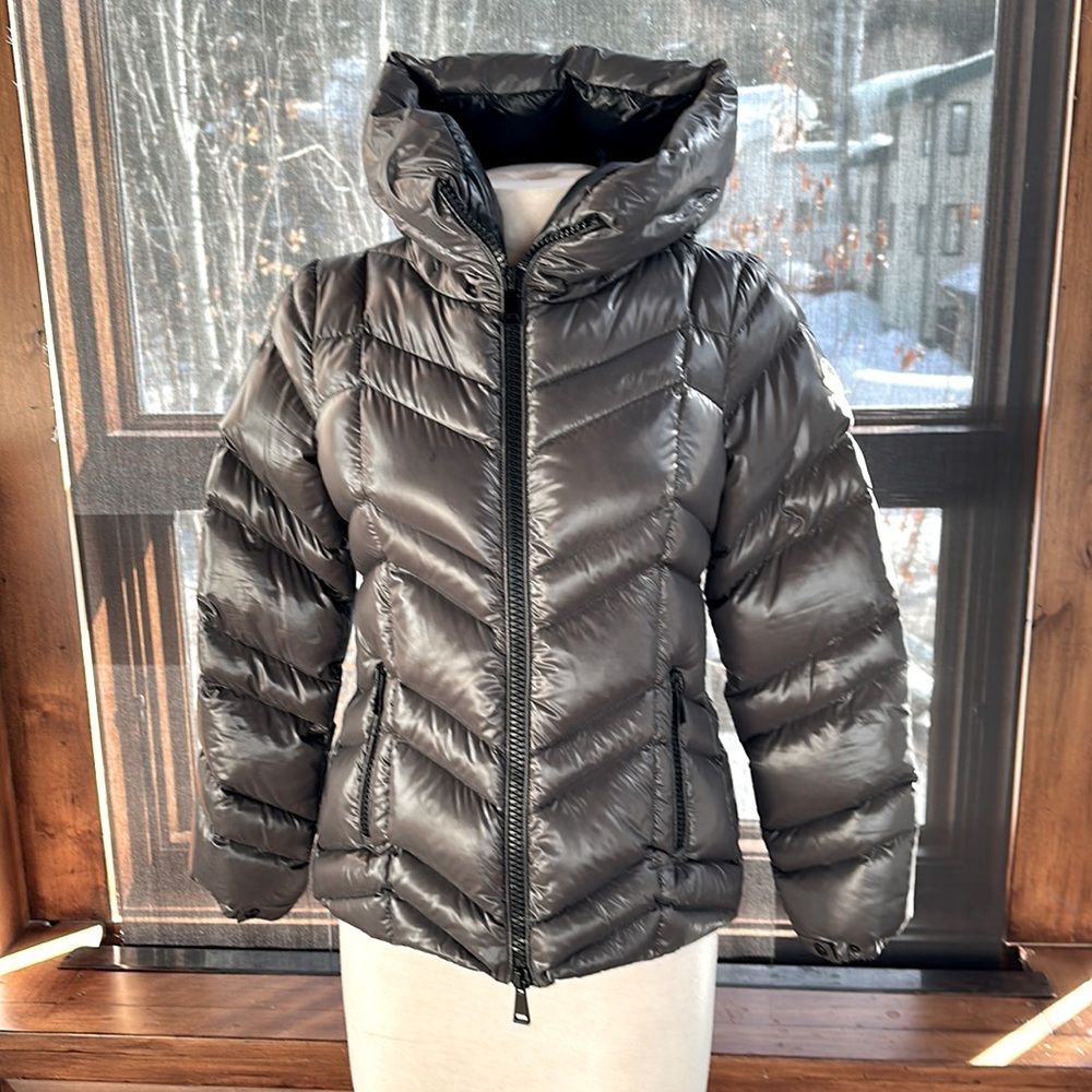 Moncler Sz 2 Grey Women’s Coat